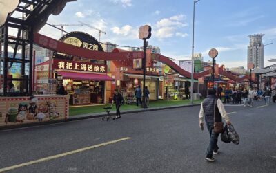 留学生毕业回国从洛杉矶海运寄行李到中国上海攻略分享，集运运费计算及国内报关清关美国到府打包装箱回国大件行李托运寄送及美国运车,Ship to China (Ship2China)靠谱国际搬家物流公司协助华侨留学生毕业海运空运寄行李回国服务